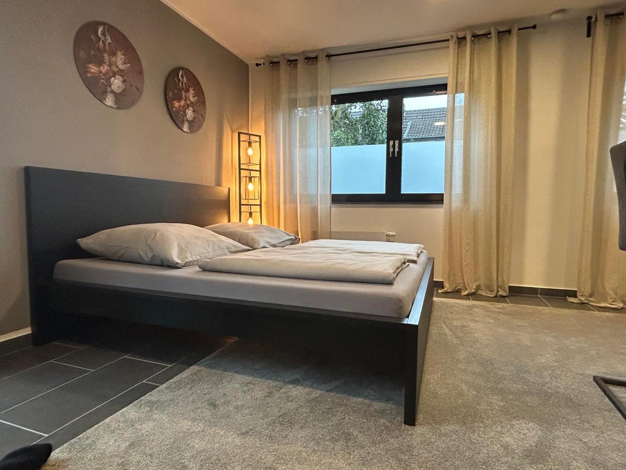 Cosy Bungalow-Apartment In Ruhiger Toplage - Naehe Duesseldorf Крефелд Екстериор снимка